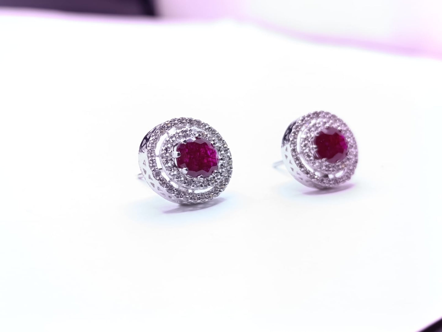 T-05 Oval shaped ruby tops
