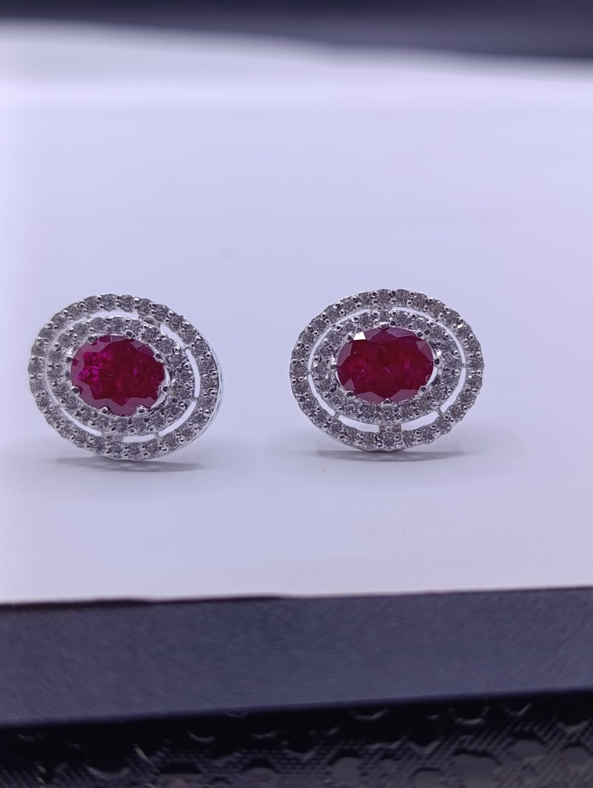 T-05 Oval shaped ruby tops